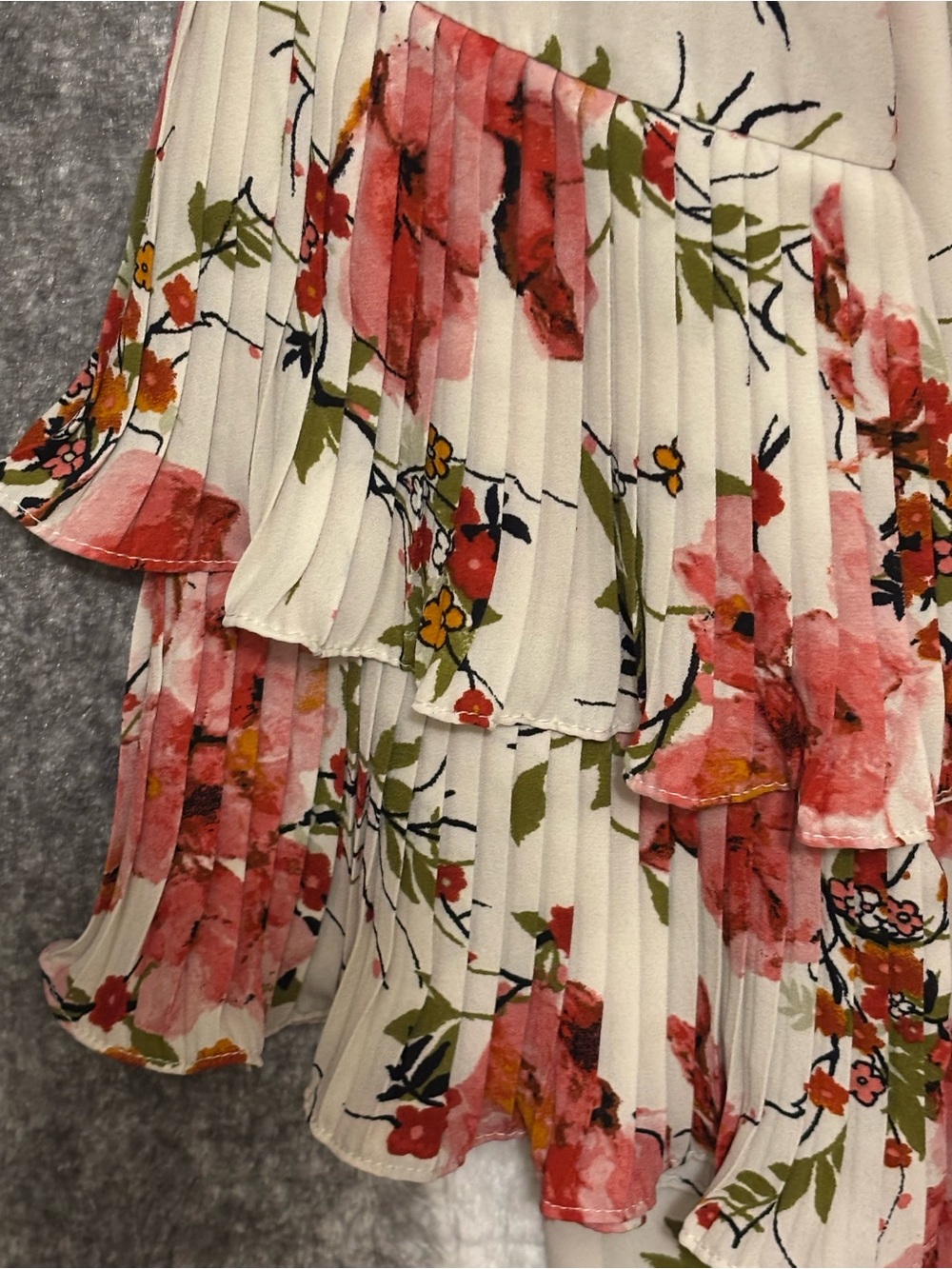 Pleated Bell-Sleeve Floral Blouse - Pink on Cream - Picture 8 of 13